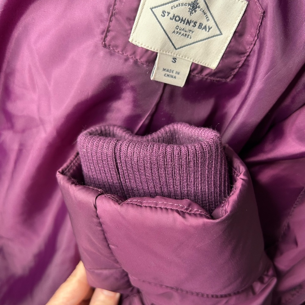 St. John's Bay Women's Plum Puffer Jacket - Picture 8 of 13